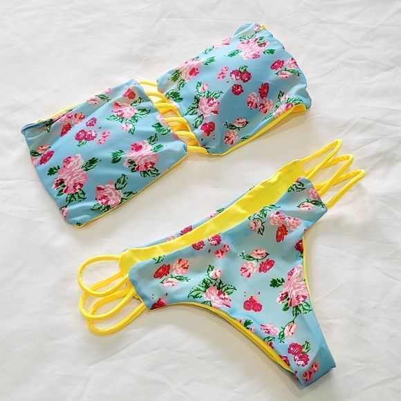 PRICE DROP 🔥  NWOT Floral Brazilian Reversible Bikini - Picture 1 of 5